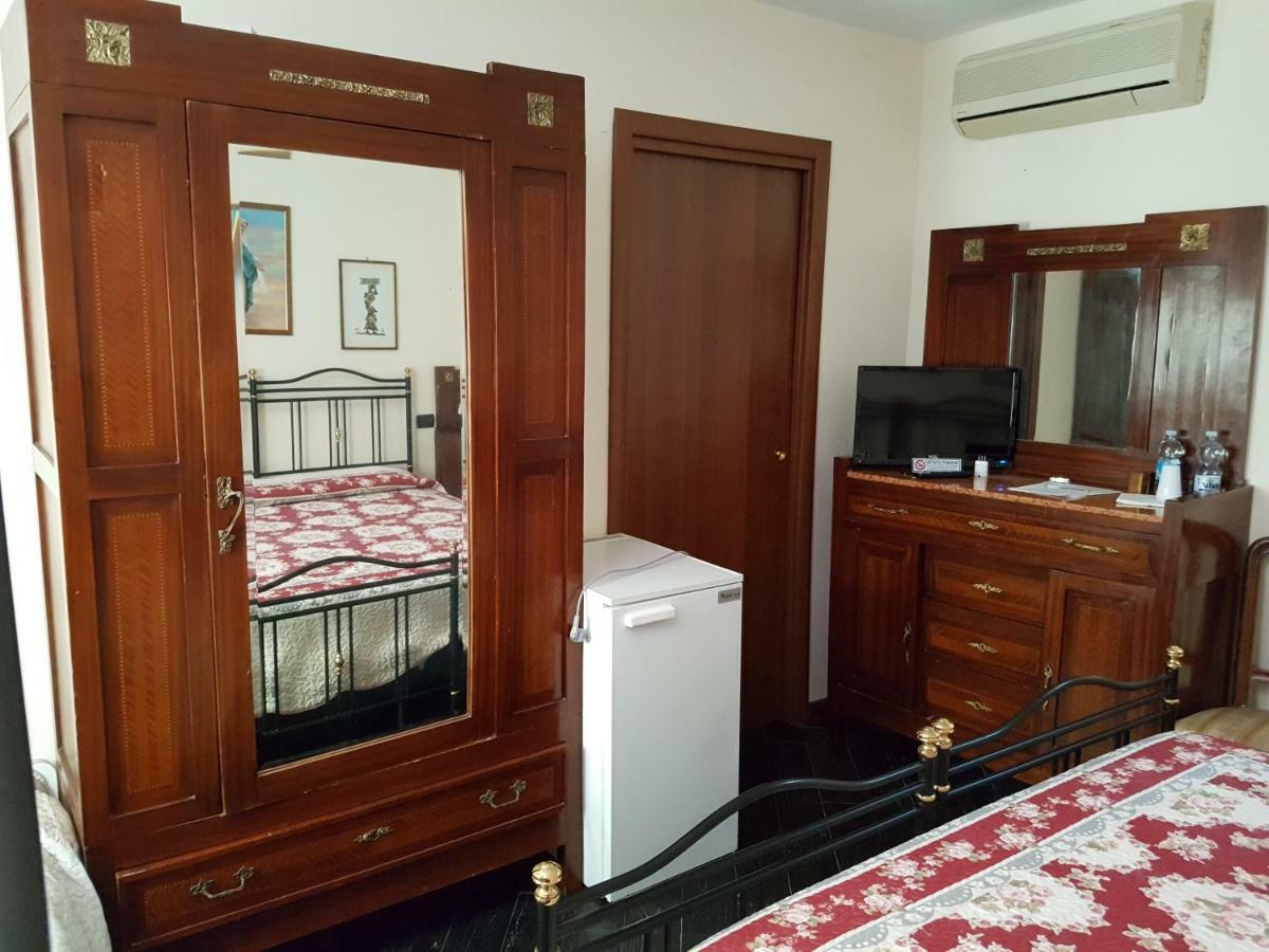 Casa Nel Bosco Bed & Breakfast Reggio Emilia Bagian luar foto